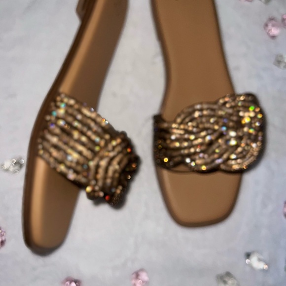 sandals - Picture 4 of 4